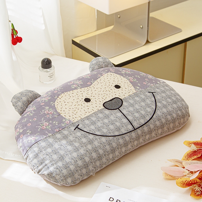 91家纺网 家纺一手货源 找家纺 （总）织布人 2025春夏新款荞麦枕直播爆款全棉纯棉双层纱调皮猴荞麦枕头学生成人硬枕芯单枕芯