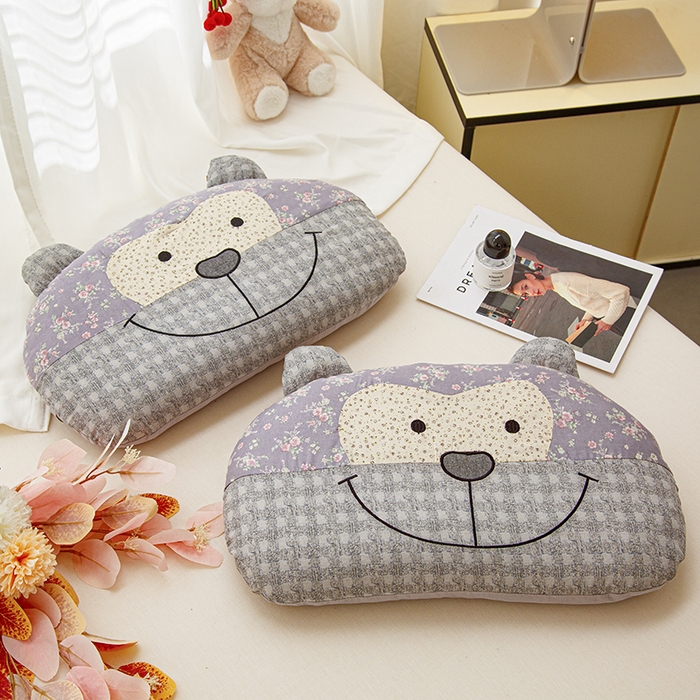 91家纺网 家纺一手货源 找家纺 （总）织布人 2025春夏新款荞麦枕直播爆款全棉纯棉双层纱调皮猴荞麦枕头学生成人硬枕芯单枕芯