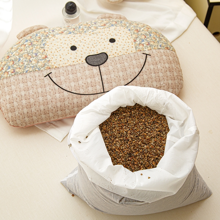 91家纺网 家纺一手货源 找家纺 织布人 2025春夏新款荞麦枕直播爆款全棉纯棉双层纱调皮猴荞麦枕头学生成人硬枕芯单枕芯 全棉双层纱调皮猴-莱特 34x55cm/只