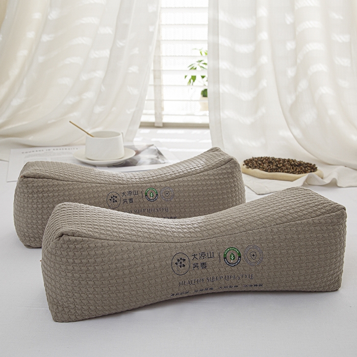 91家纺网 家纺一手货源 找家纺 织布人 2025春夏新款荞麦枕直播爆款升级款针织反弓立体大凉山荞麦枕头硬枕芯单枕芯 升级立体颈椎腰垫枕-灰色 40x15x8cm/只