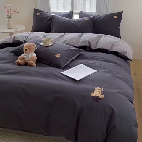 91家纺网 家纺一手货源 找家纺 泰迪爱兰Teddy ISLAND 2026新款32支全棉水洗棉绣花三件套四件套 深灰+棕灰