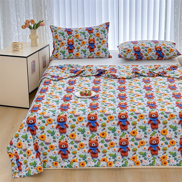 91家纺网 家纺一手货源 找家纺 天瑜家纺 2025新款5D印花棉绸卡通夏被 5D桔色小熊