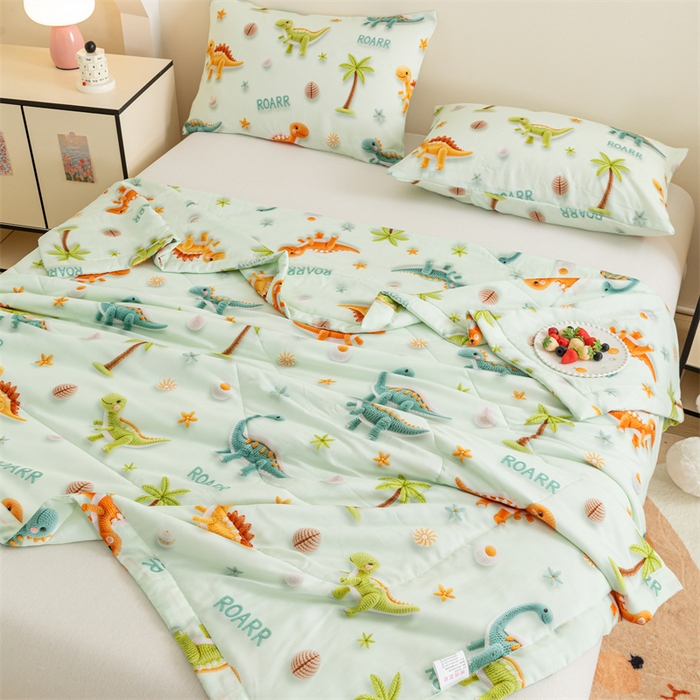 91家纺网 家纺一手货源 找家纺 天瑜家纺 2025新款5D印花棉绸卡通夏被 5D恐龙乐园