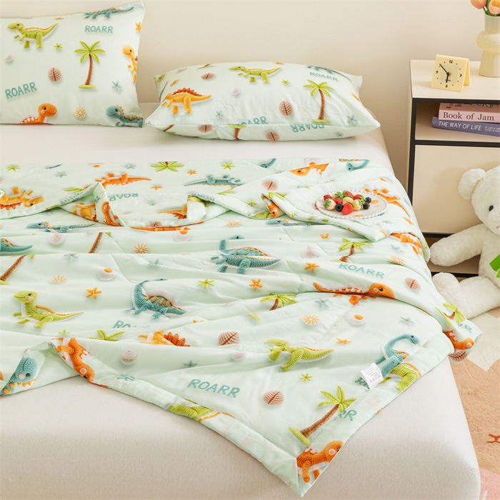 91家纺网 家纺一手货源 找家纺 天瑜家纺 2025新款5D印花棉绸卡通夏被 5D恐龙乐园