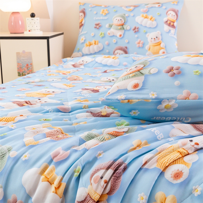 91家纺网 家纺一手货源 找家纺 天瑜家纺 2025新款5D印花棉绸卡通夏被 5D小白熊