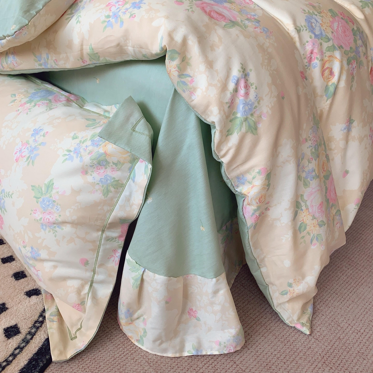 91家纺网 家纺一手货源 找家纺 莱豫家纺 2025新款亲肤舒适小清新印花纯棉四件套 柏林花事