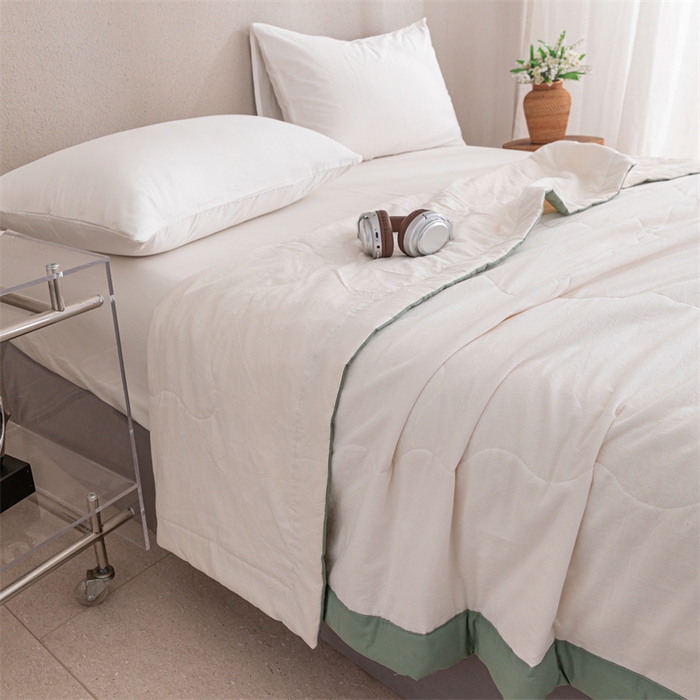 91家纺网 家纺一手货源 找家纺 天瑜家纺 2025新款全棉纯色水洗棉夏被被子被芯 本白