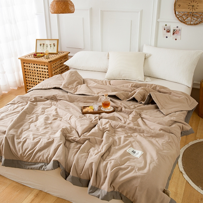 91家纺网 家纺一手货源 找家纺 天瑜家纺 2025新款全棉纯色水洗棉夏被被子被芯 卡其