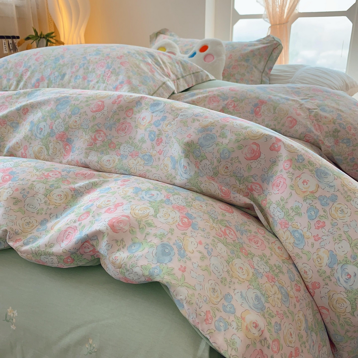 91家纺网 家纺一手货源 找家纺 莱豫家纺 2025新款亲肤舒适小清新印花纯棉四件套 碧野