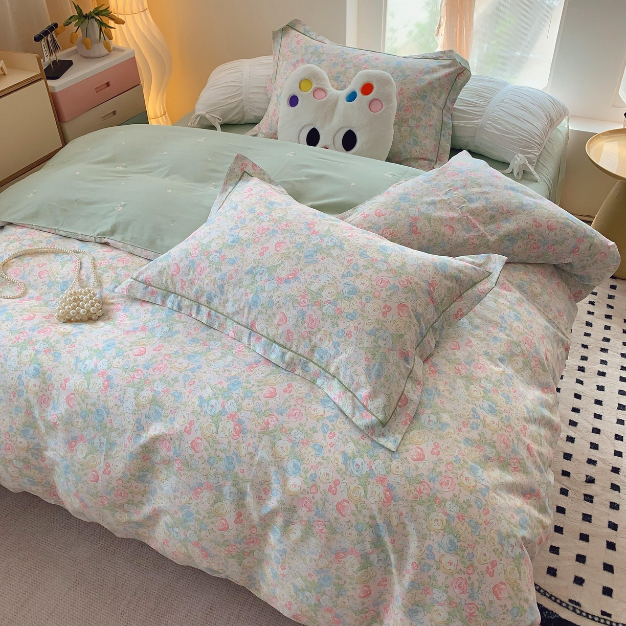 91家纺网 家纺一手货源 找家纺 莱豫家纺 2025新款亲肤舒适小清新印花纯棉四件套 碧野