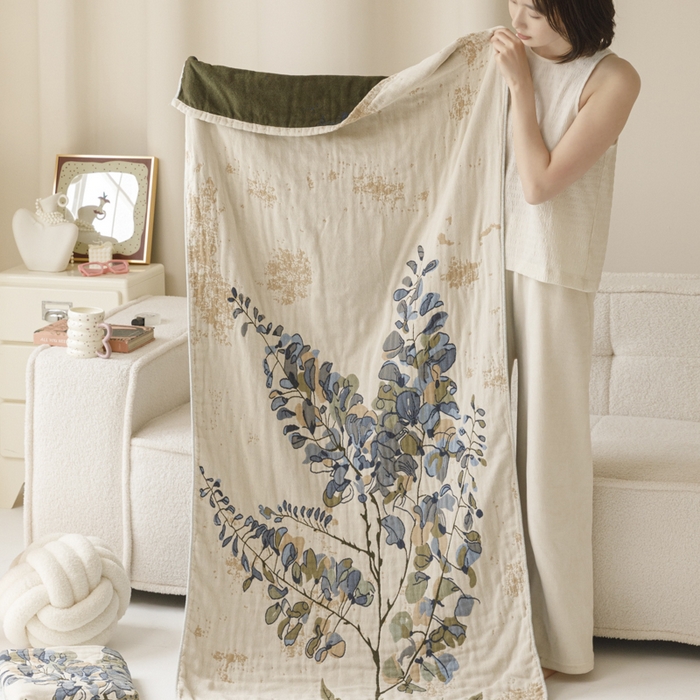 91家纺网 家纺一手货源 找家纺 （总）爱港家纺 2025新款全棉全彩纱浴巾 披肩毯 午睡纱布毯