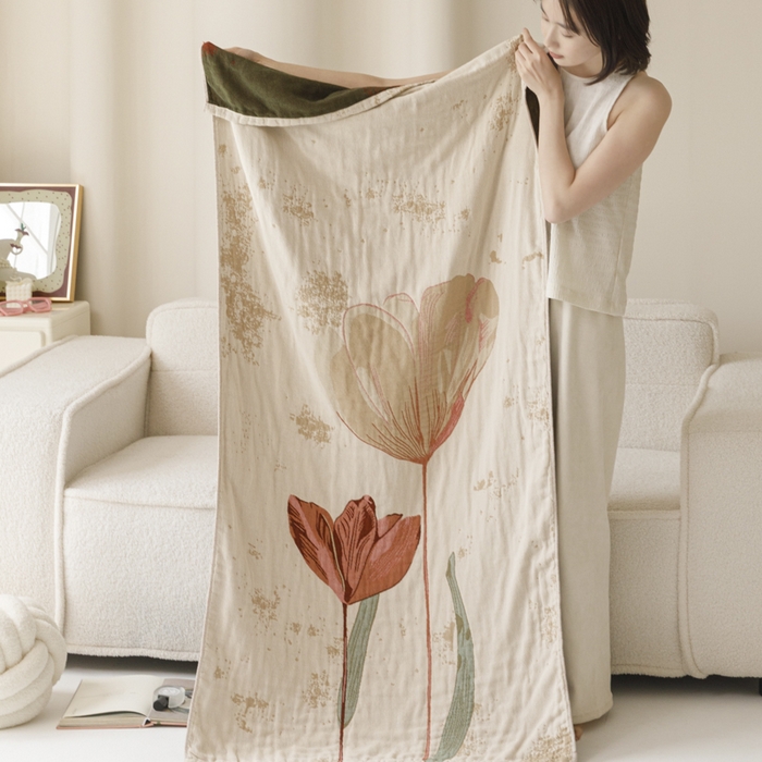 91家纺网 家纺一手货源 找家纺 爱港家纺 2025新款全棉全彩纱浴巾 披肩毯 午睡纱布毯 浴巾-闭月-貂蝉 75*150cm/条