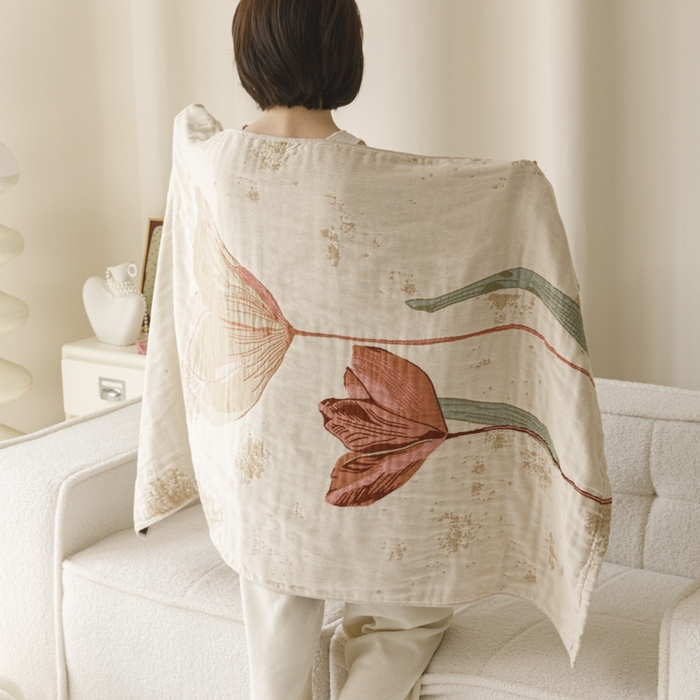 91家纺网 家纺一手货源 找家纺 爱港家纺 2025新款全棉全彩纱浴巾 披肩毯 午睡纱布毯 浴巾-闭月-貂蝉 75*150cm/条