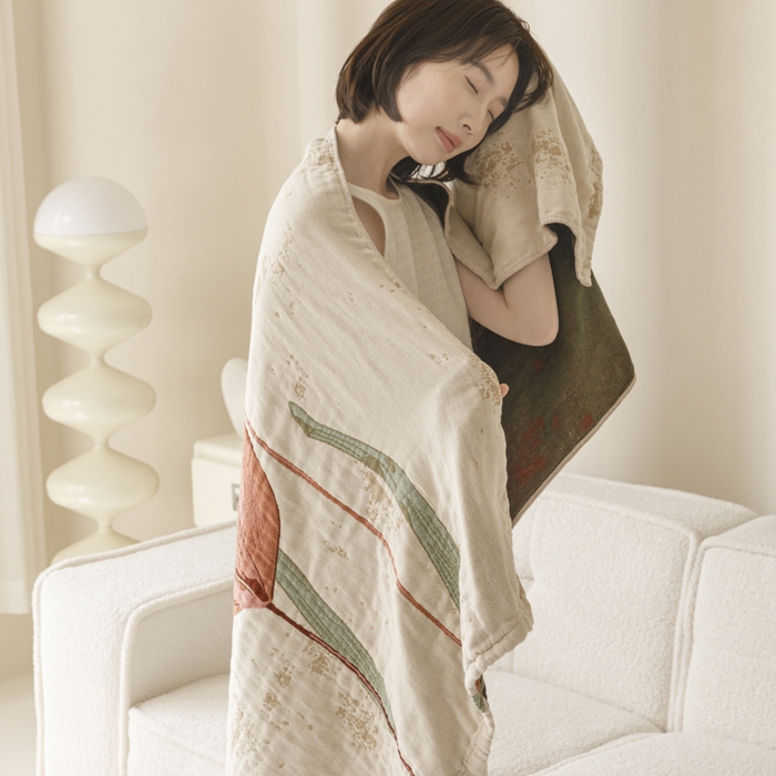 91家纺网 家纺一手货源 找家纺 爱港家纺 2025新款全棉全彩纱浴巾 披肩毯 午睡纱布毯 浴巾-闭月-貂蝉 75*150cm/条