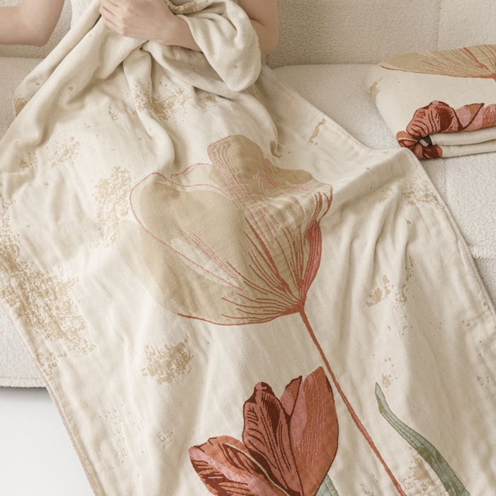 91家纺网 家纺一手货源 找家纺 爱港家纺 2025新款全棉全彩纱浴巾 披肩毯 午睡纱布毯 浴巾-闭月-貂蝉 75*150cm/条