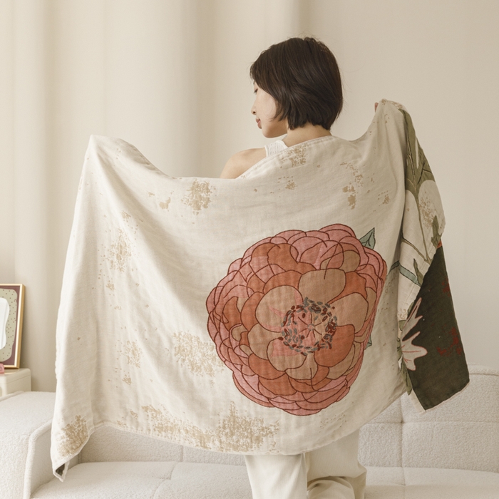 91家纺网 家纺一手货源 找家纺 爱港家纺 2025新款全棉全彩纱浴巾 披肩毯 午睡纱布毯 浴巾-羞花-贵妃 75*150cm/条