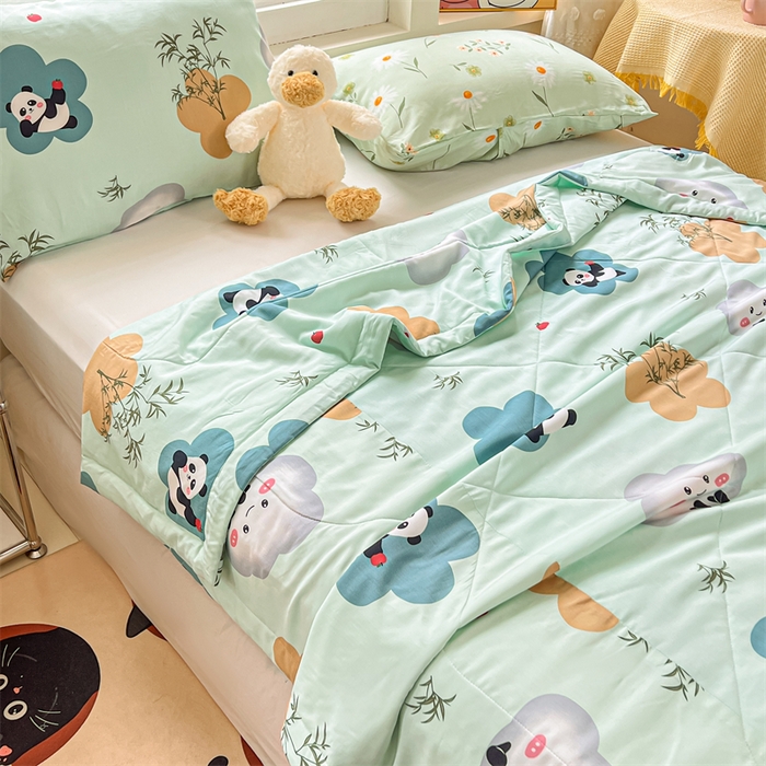 91家纺网 家纺一手货源 找家纺 天瑜家纺 2025新款棉绸夏被苏香绸舒香绸夏凉被人造棉空调被 熊猫绿