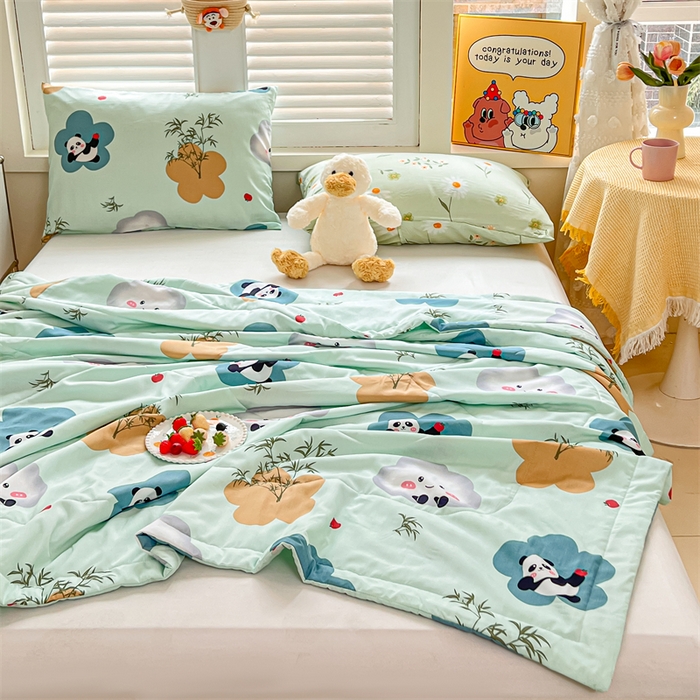 91家纺网 家纺一手货源 找家纺 天瑜家纺 2025新款棉绸夏被苏香绸舒香绸夏凉被人造棉空调被 熊猫绿