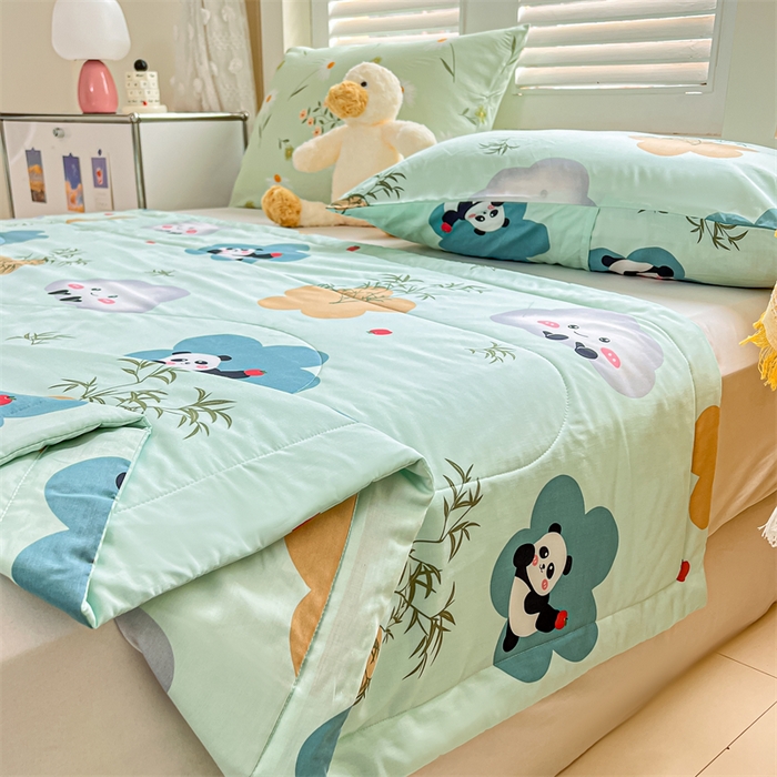 91家纺网 家纺一手货源 找家纺 天瑜家纺 2025新款棉绸夏被苏香绸舒香绸夏凉被人造棉空调被 熊猫绿