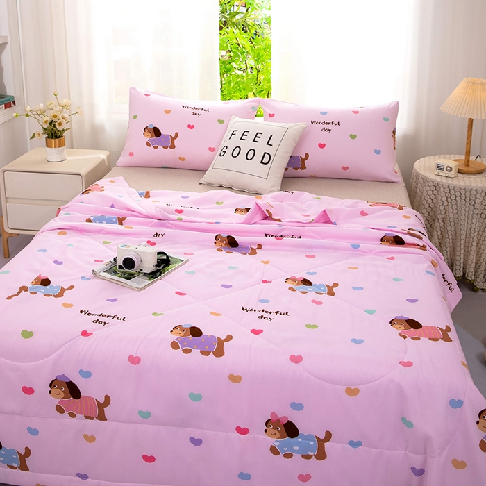 91家纺网 家纺一手货源 找家纺 天瑜家纺 2025新款棉绸夏被苏香绸舒香绸夏凉被人造棉空调被 爱心狗粉