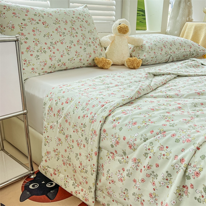 91家纺网 家纺一手货源 找家纺 天瑜家纺 2025新款棉绸夏被苏香绸舒香绸夏凉被人造棉空调被 春日绿