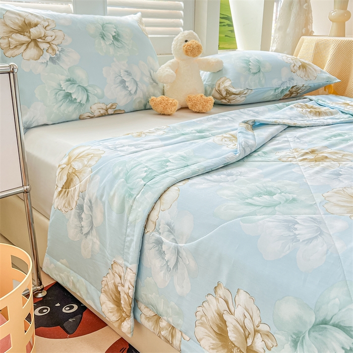 91家纺网 家纺一手货源 找家纺 天瑜家纺 2025新款棉绸夏被苏香绸舒香绸夏凉被人造棉空调被 盛世牡丹蓝