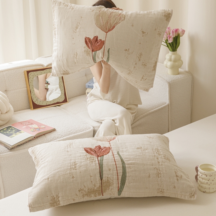 91家纺网 家纺一手货源 找家纺 爱港家纺 2025新款全棉色织纱枕巾 花卉枕头巾 隔热耐脏防滑枕巾 枕巾-闭月-貂蝉 52*75cm/对