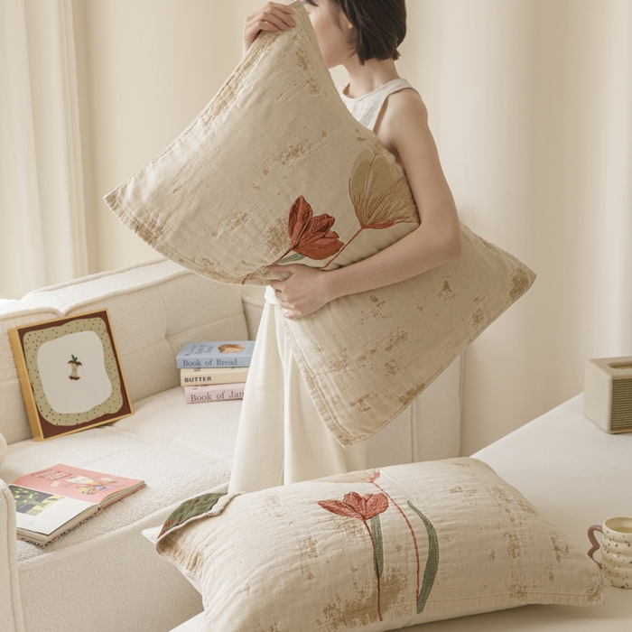 91家纺网 家纺一手货源 找家纺 爱港家纺 2025新款全棉色织纱枕巾 花卉枕头巾 隔热耐脏防滑枕巾 枕巾-闭月-貂蝉 52*75cm/对