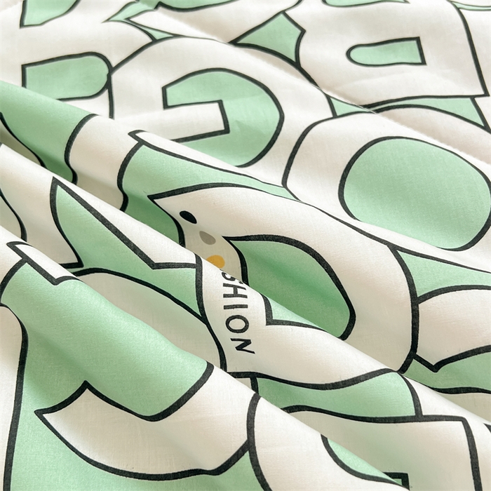 91家纺网 家纺一手货源 找家纺 天瑜家纺 2025新款棉绸夏被苏香绸舒香绸夏凉被人造棉空调被 字母绿