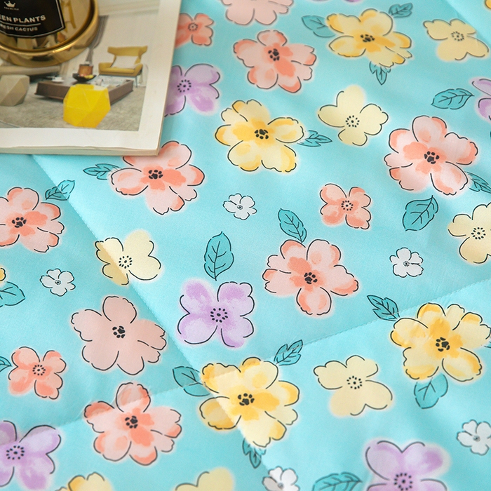 91家纺网 家纺一手货源 找家纺 天瑜家纺 2025新款棉绸夏被苏香绸舒香绸夏凉被人造棉空调被 缤纷蓝