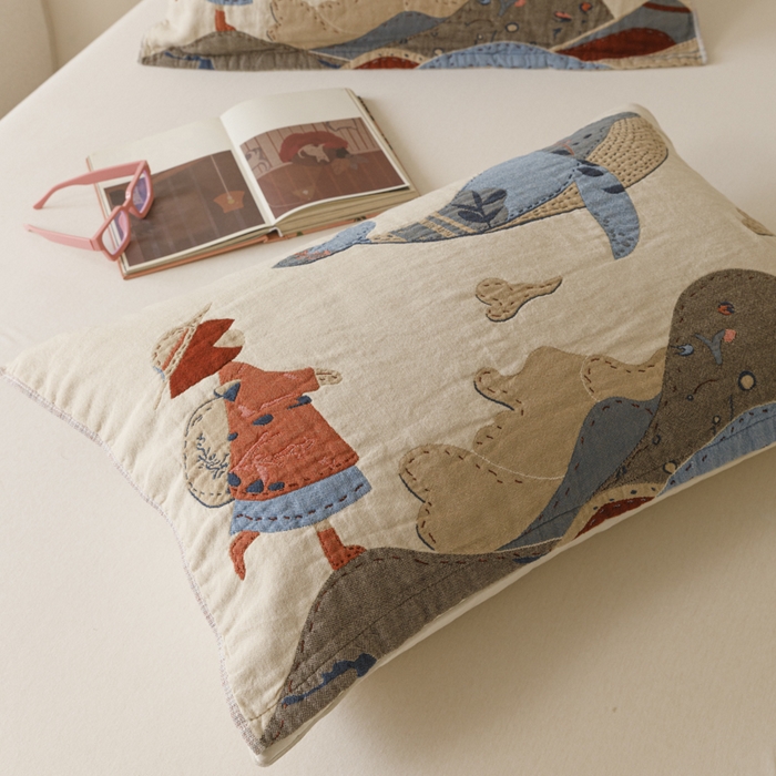 91家纺网 家纺一手货源 找家纺 爱港家纺 2025新款全棉色织纱枕巾 花卉枕头巾 隔热耐脏防滑枕巾 枕巾-大鱼-女孩 52*75cm/只