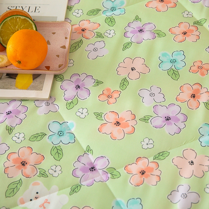 91家纺网 家纺一手货源 找家纺 天瑜家纺 2025新款棉绸夏被苏香绸舒香绸夏凉被人造棉空调被 缤纷绿