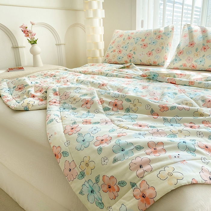 91家纺网 家纺一手货源 找家纺 天瑜家纺 2025新款棉绸夏被苏香绸舒香绸夏凉被人造棉空调被 缤纷米色