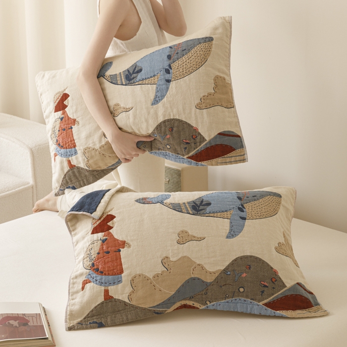 91家纺网 家纺一手货源 找家纺 爱港家纺 2025新款全棉色织纱枕巾 花卉枕头巾 隔热耐脏防滑枕巾 枕巾-大鱼-女孩 52*75cm/对