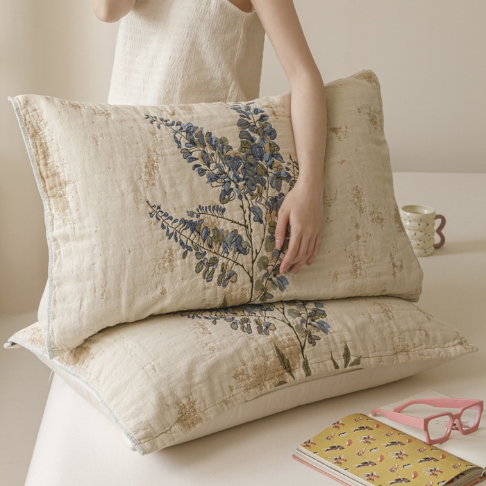 91家纺网 家纺一手货源 找家纺 爱港家纺 2025新款全棉色织纱枕巾 花卉枕头巾 隔热耐脏防滑枕巾 枕巾-落雁-昭君 52*75cm/只