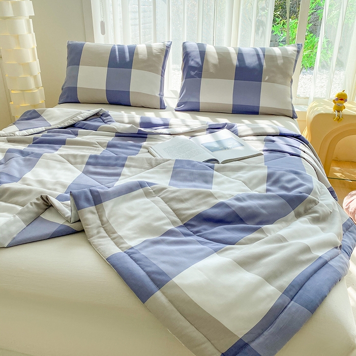 91家纺网 家纺一手货源 找家纺 天瑜家纺 2025新款棉绸夏被苏香绸舒香绸夏凉被人造棉空调被 蓝大格