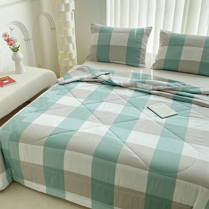 91家纺网 家纺一手货源 找家纺 天瑜家纺 2025新款棉绸夏被苏香绸舒香绸夏凉被人造棉空调被 绿大格