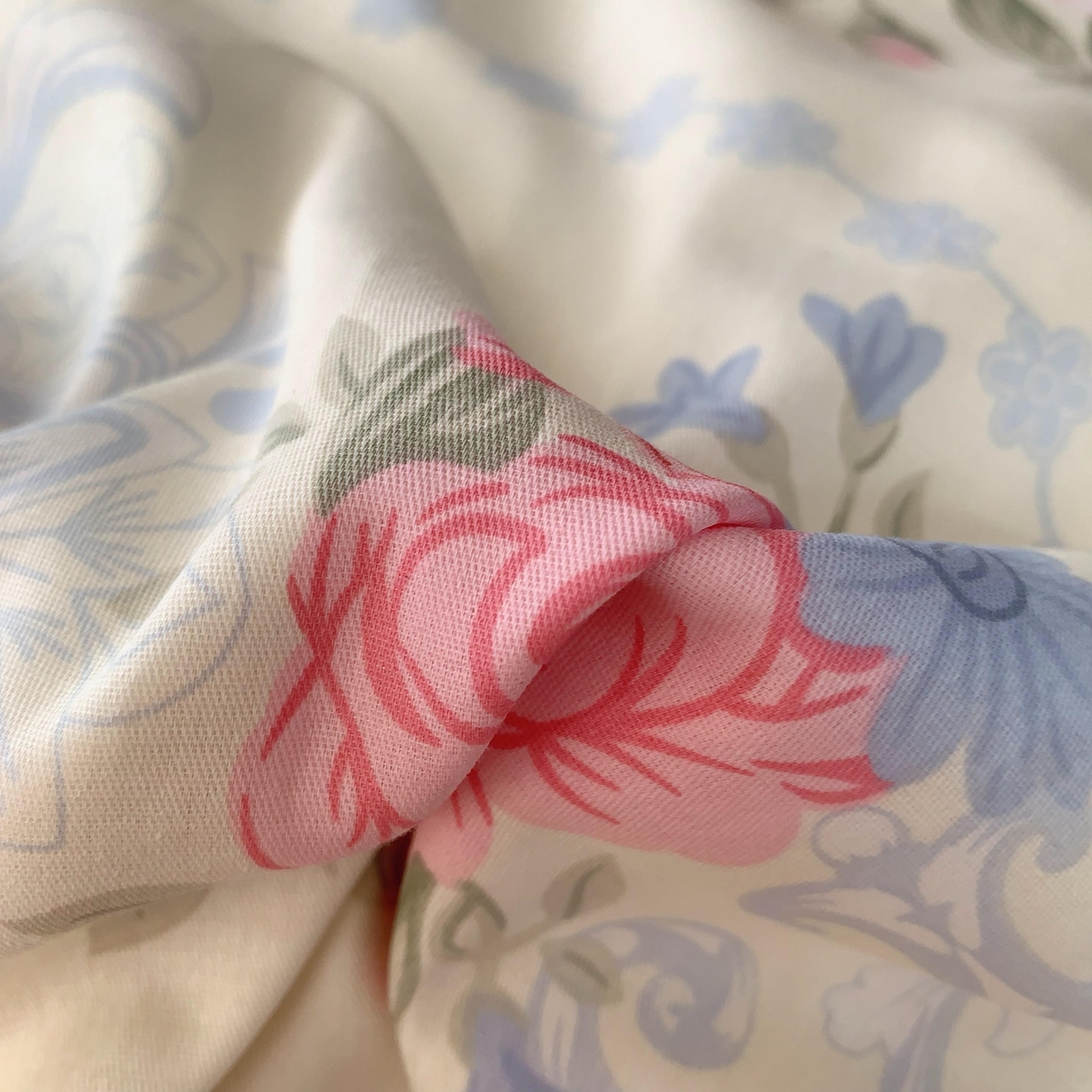 91家纺网 家纺一手货源 找家纺 莱豫家纺 2025新款亲肤舒适小清新印花纯棉四件套 那年花开