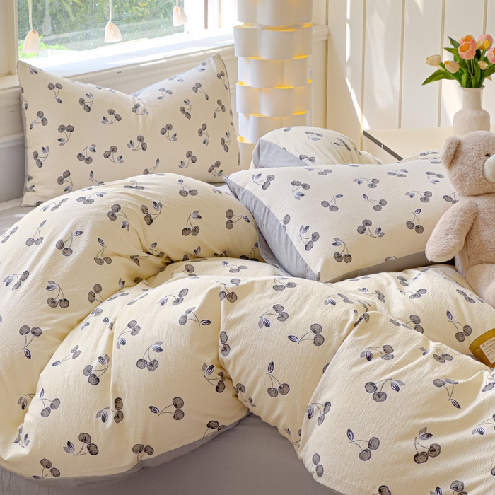 91家纺网 家纺一手货源 找家纺 蓝淋家纺 2025新款亲肤舒适皱皱棉印花四件套 点点爱