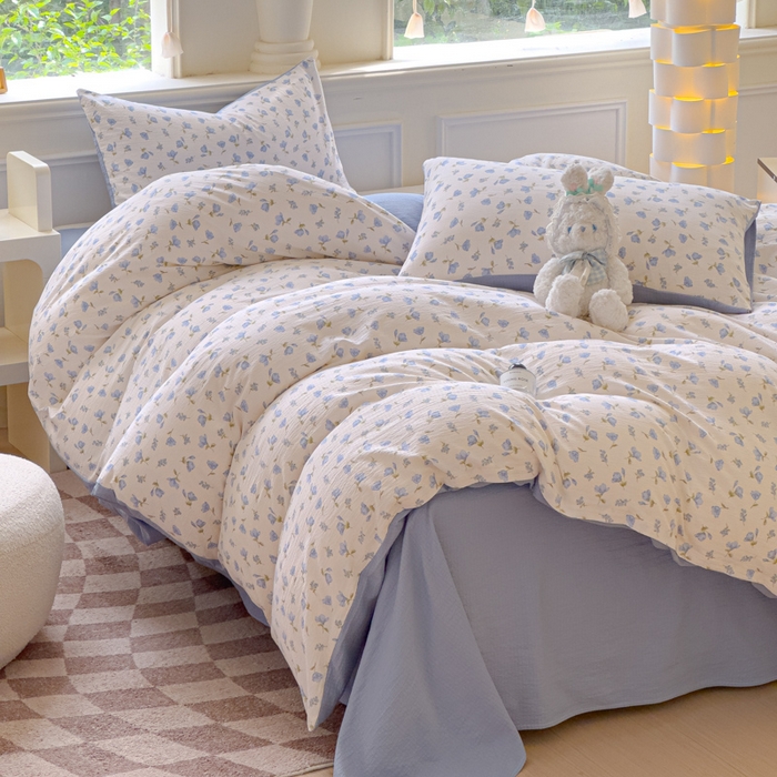 91家纺网 家纺一手货源 找家纺 蓝淋家纺 2025新款亲肤舒适皱皱棉印花四件套 浪漫定义-蓝