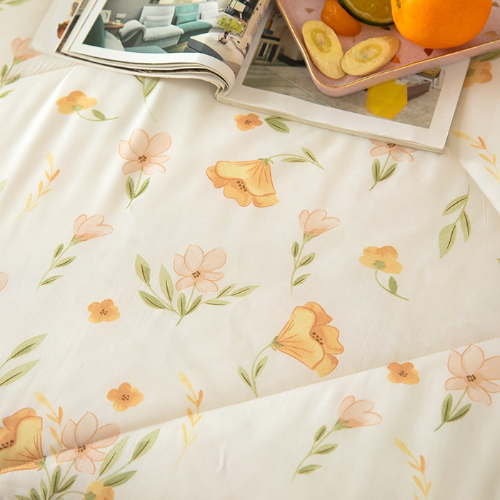 91家纺网 家纺一手货源 找家纺 天瑜家纺 2025新款棉绸夏被苏香绸舒香绸夏凉被人造棉空调被 盈盈夏日 米