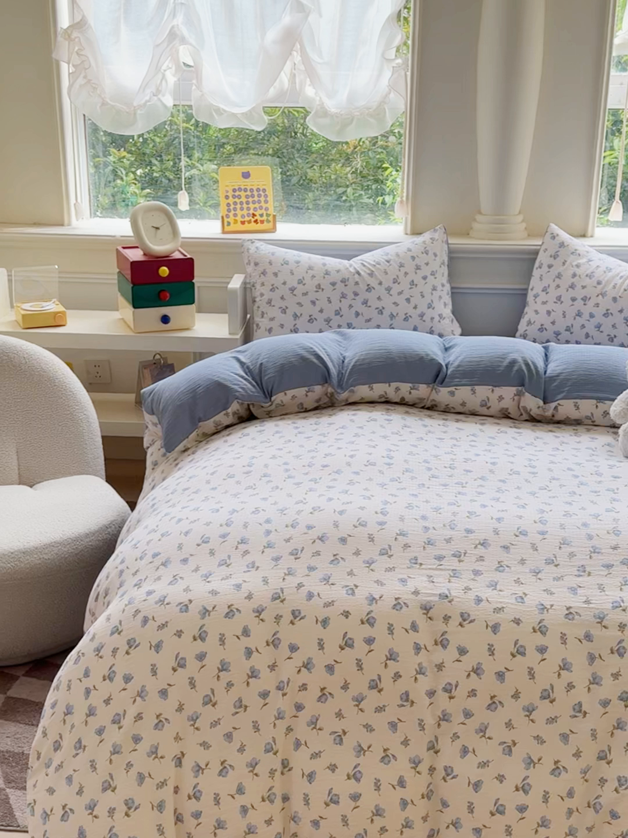 91家纺网 家纺一手货源 找家纺 蓝淋家纺 2025新款亲肤舒适皱皱棉印花四件套 浪漫定义-蓝