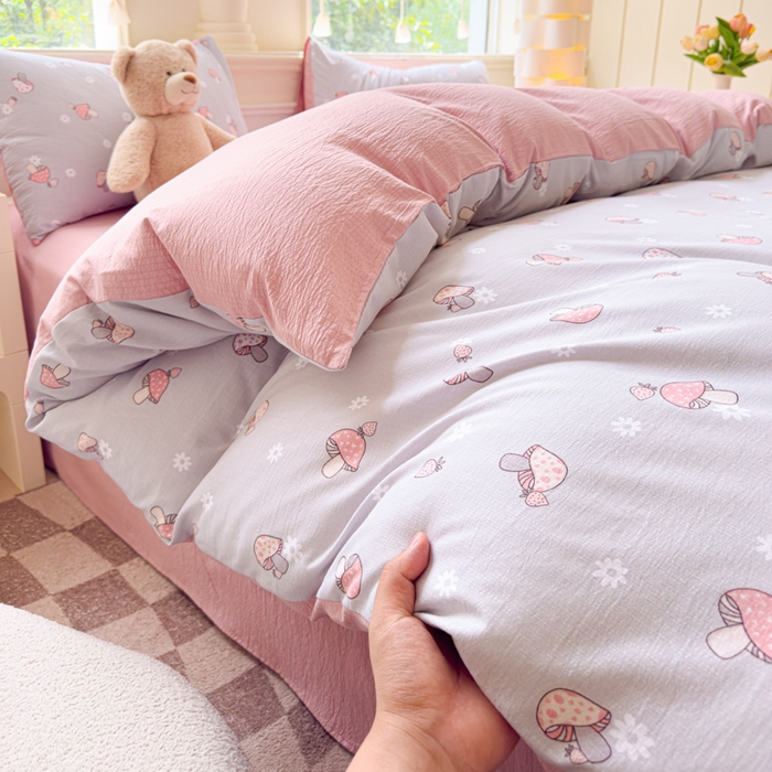 91家纺网 家纺一手货源 找家纺 蓝淋家纺 2025新款亲肤舒适皱皱棉印花四件套 浅忆-灰