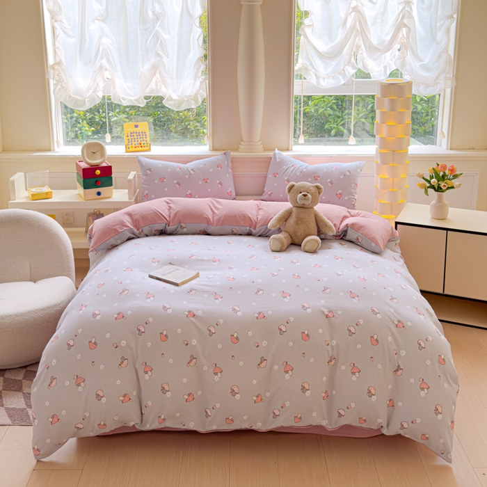 91家纺网 家纺一手货源 找家纺 蓝淋家纺 2025新款亲肤舒适皱皱棉印花四件套 浅忆-灰