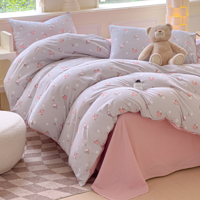 91家纺网 家纺一手货源 找家纺 蓝淋家纺 2025新款亲肤舒适皱皱棉印花四件套 浅忆-灰