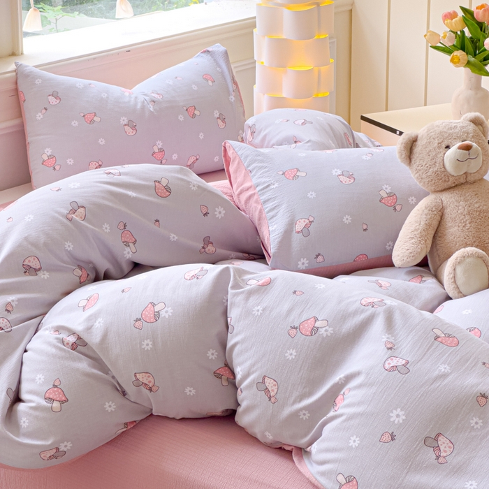 91家纺网 家纺一手货源 找家纺 蓝淋家纺 2025新款亲肤舒适皱皱棉印花四件套 浅忆-灰