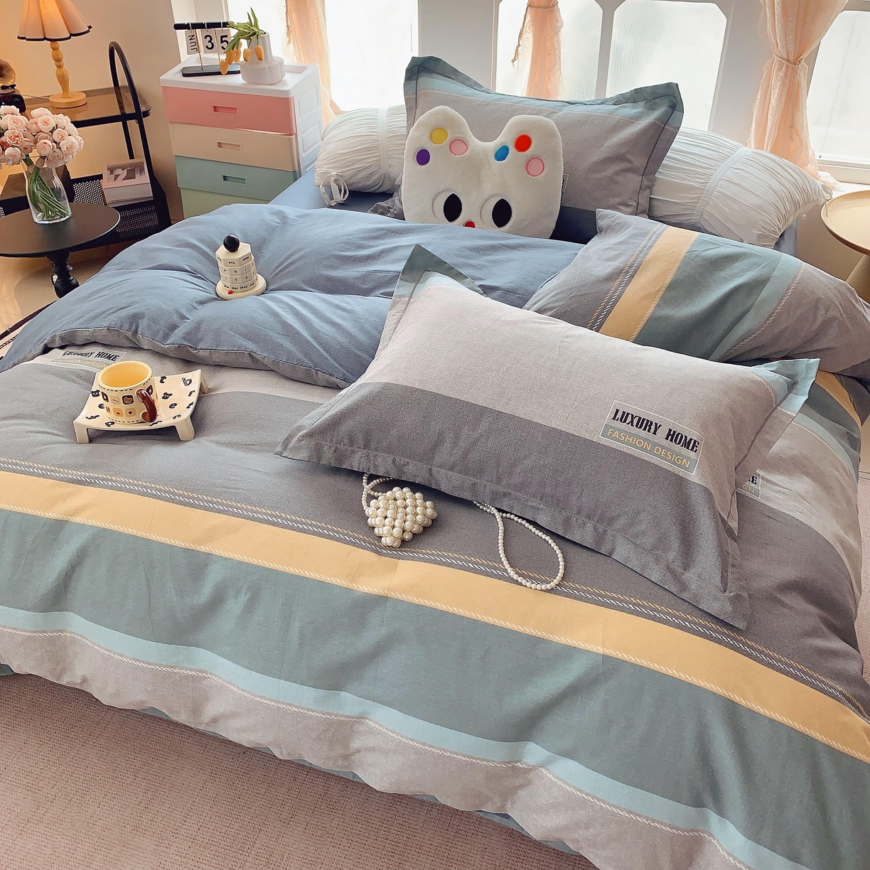 91家纺网 家纺一手货源 找家纺 莱豫家纺 2025新款亲肤舒适小清新印花纯棉四件套 条纹人生蓝