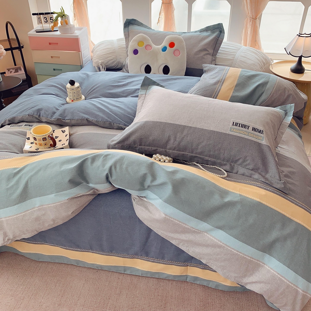 91家纺网 家纺一手货源 找家纺 莱豫家纺 2025新款亲肤舒适小清新印花纯棉四件套 条纹人生蓝