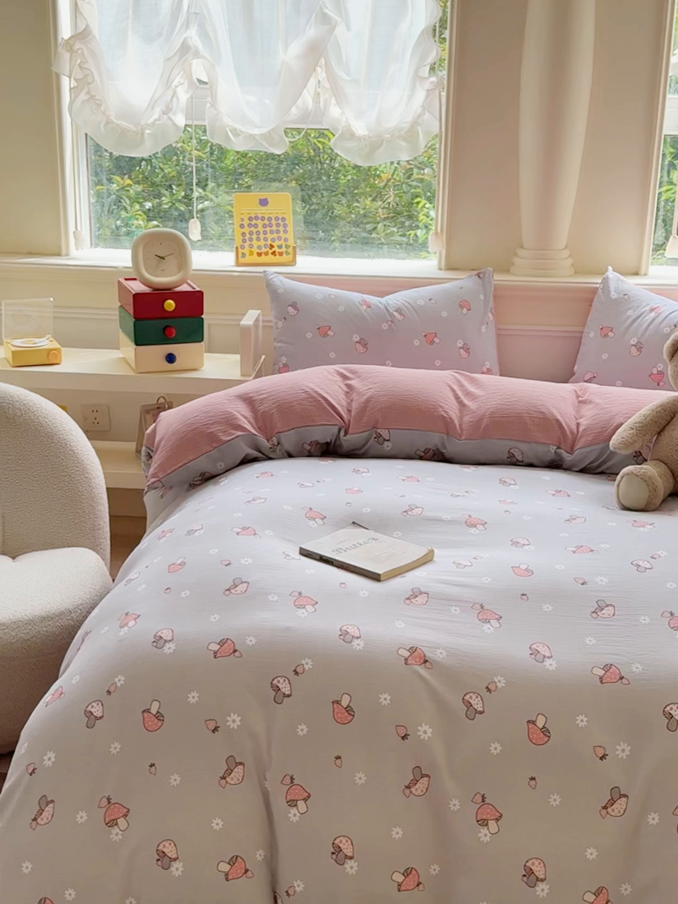 91家纺网 家纺一手货源 找家纺 蓝淋家纺 2025新款亲肤舒适皱皱棉印花四件套 浅忆-灰