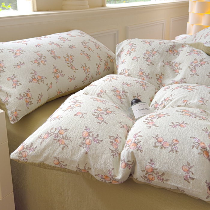 91家纺网 家纺一手货源 找家纺 蓝淋家纺 2025新款亲肤舒适皱皱棉印花四件套 秋实-绿